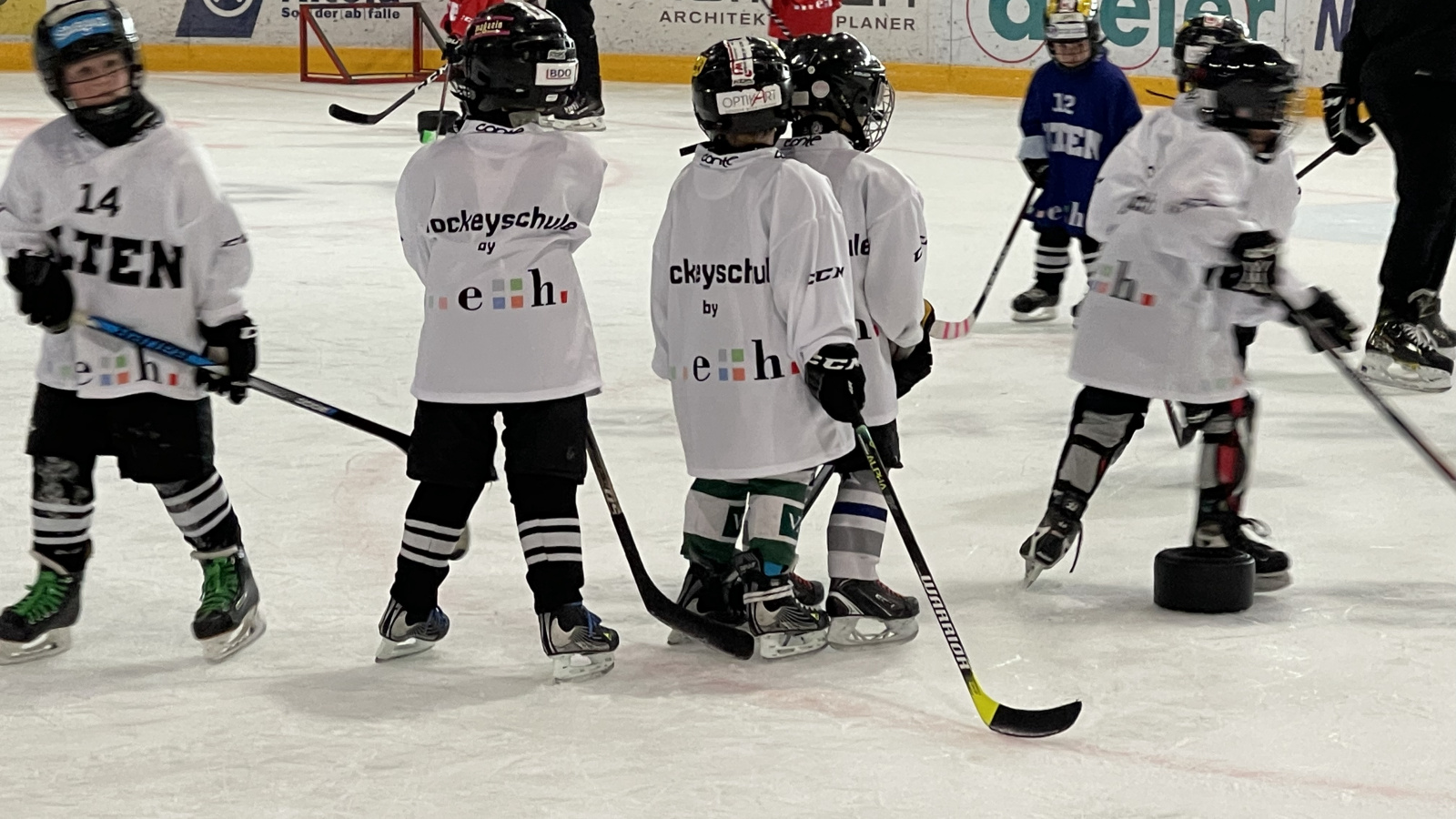 Start in die e+h Hockeyschule